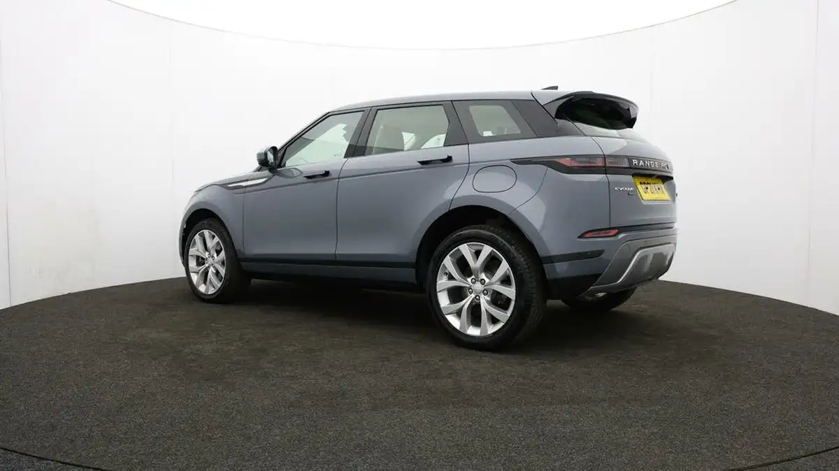 2021-land-rover-range-rover-evoque-15-p300e-se-big-76