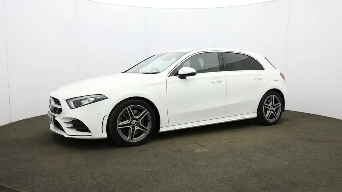 2020-mercedes-benz-a-class-20-a250-amg-line-executive-hatchback-5d-big-36