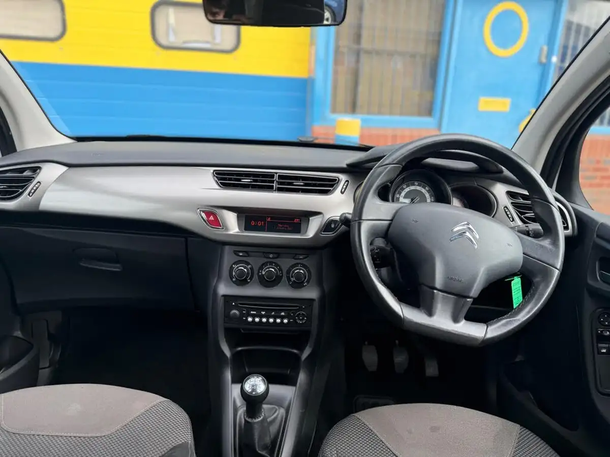 2014-citroen-c3-12-vtr-puretech-82ps-big-35