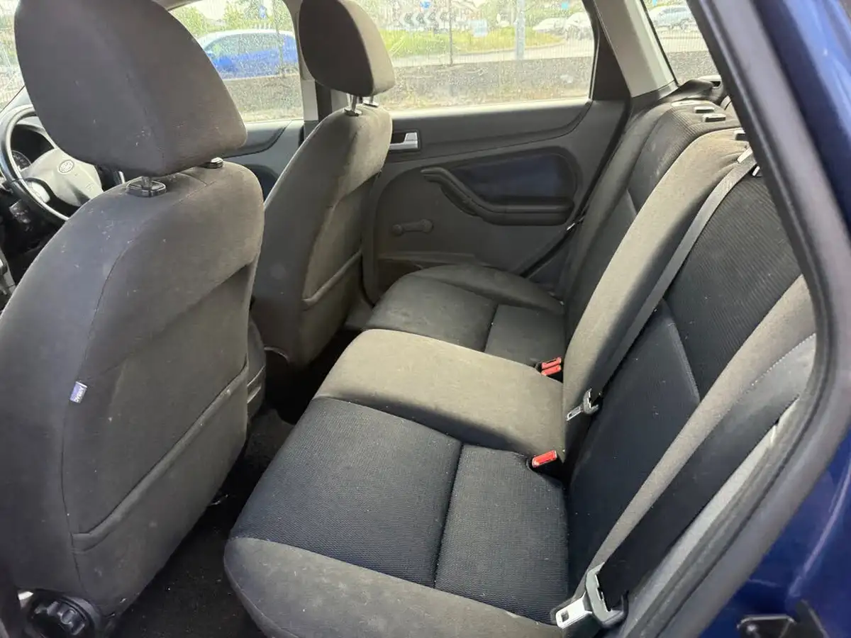 2007-ford-focus-16-zetec-climate-100ps-estate-5d-auto-big-7