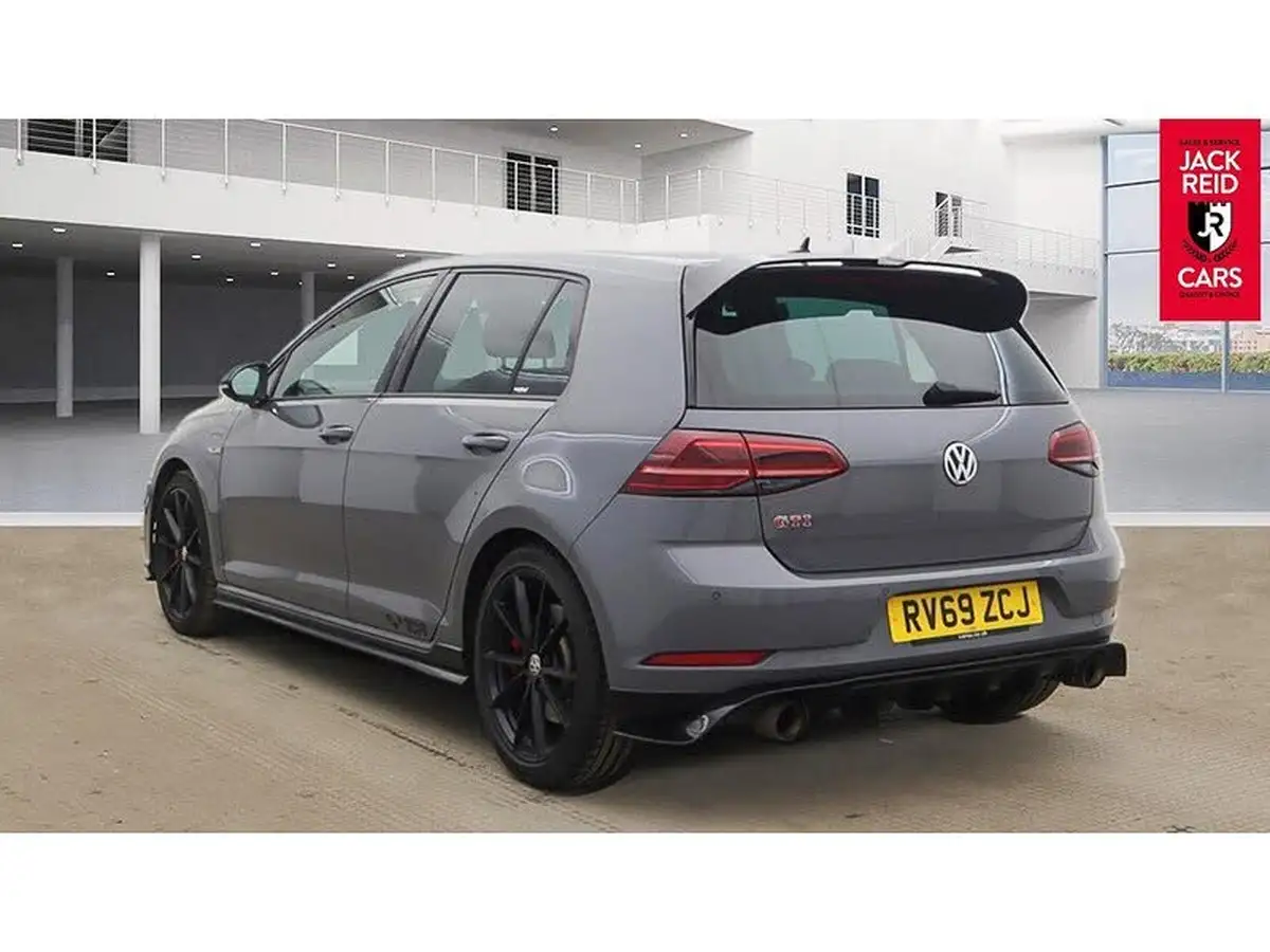 2019-volkswagen-golf-20-tsi-gti-tcr-5d-big-1