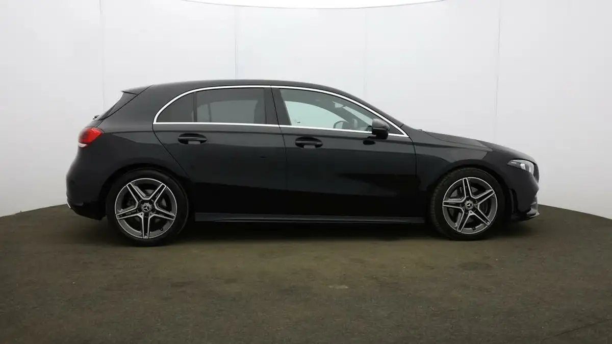 2021-mercedes-benz-a-class-20d-a220d-amg-line-executive-hatchback-5d-big-52