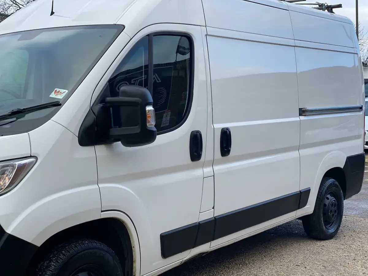 2019-citroen-relay-20bluehdi-35-l2h2-big-50
