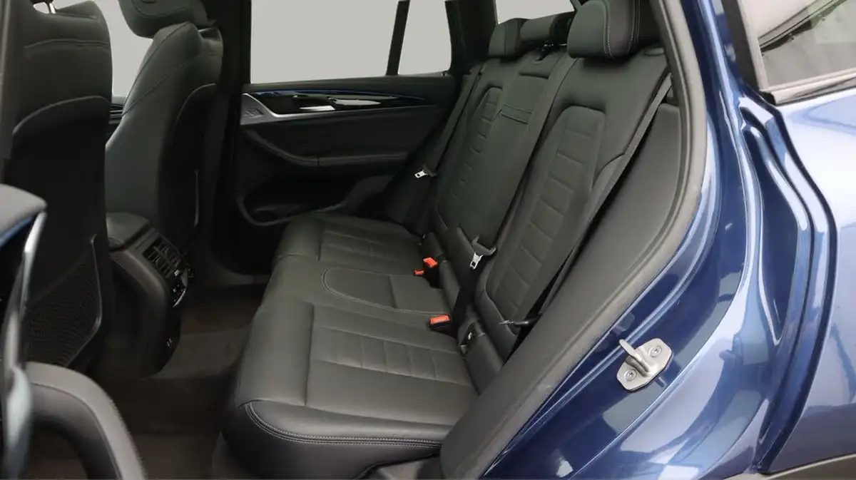 2022-bmw-ix3-e-premier-edition-big-16