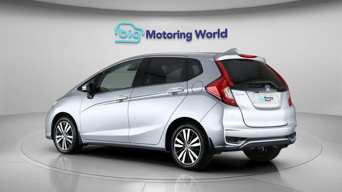 2018-honda-jazz-13-i-vtec-ex-navi-big-4