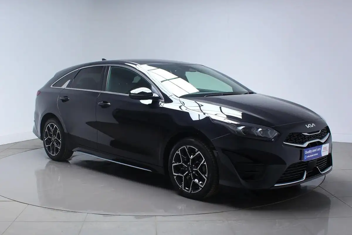 2024-kia-pro-ceed-15-t-gdi-gt-line-138bhp-dct-big-3