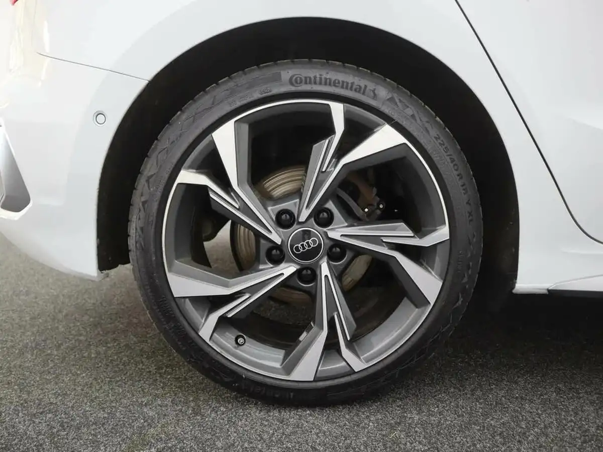 2023-audi-a3-10-30-tfsi-s-line-sportback-5d-big-6