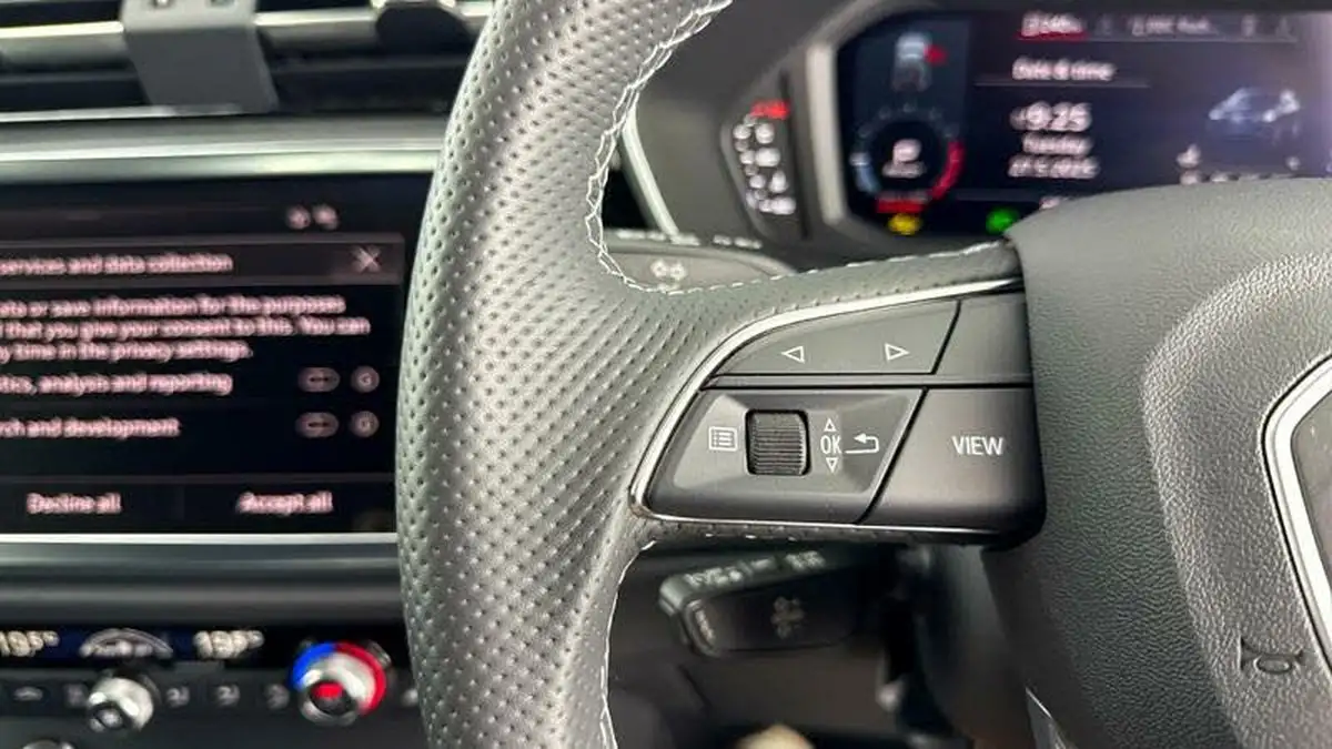 2024-audi-q3-15-35-tfsi-s-line-sportback-tronic-big-20