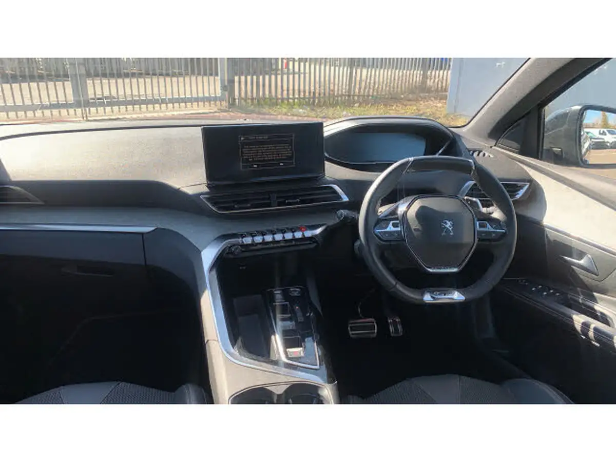 2024-peugeot-5008-suv-12-gt-134bhp-big-9