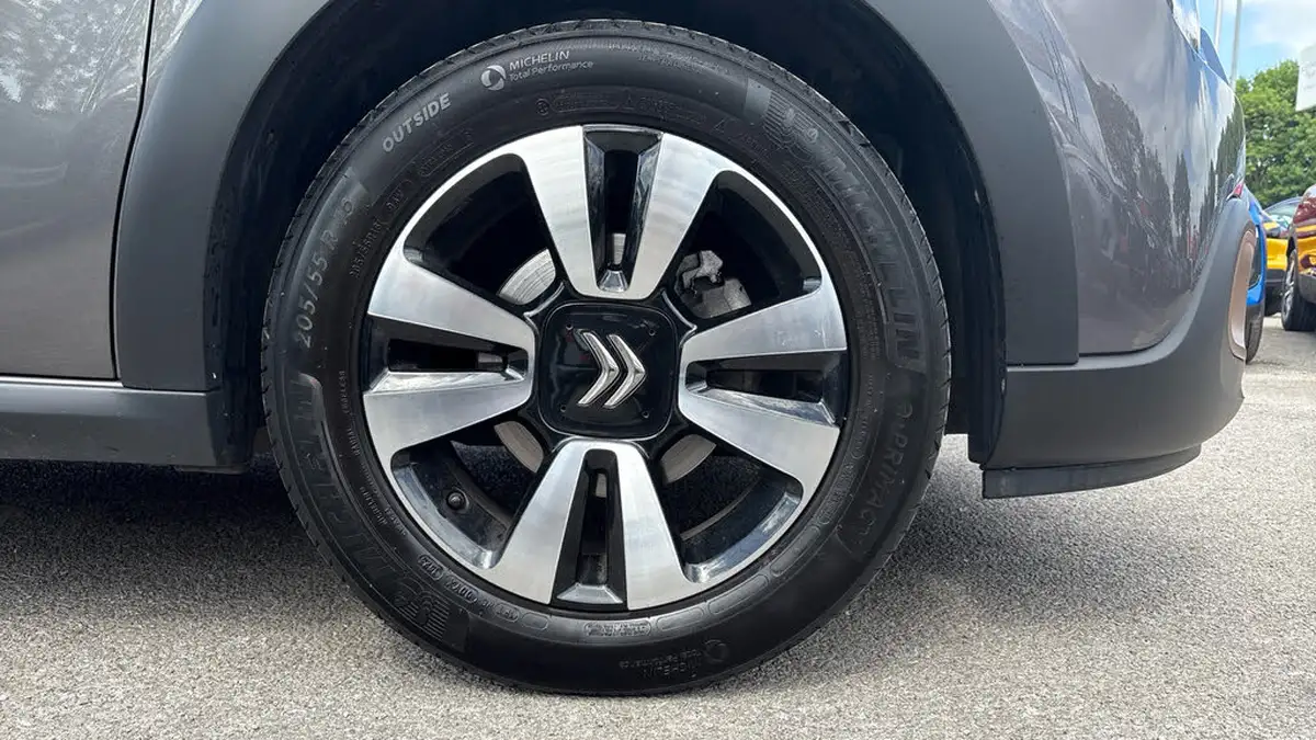 2023-citroen-c3-12-puretech-c-series-edition-83ps-ss-big-13