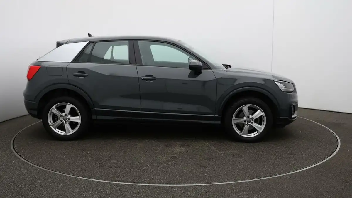 2020-audi-q2-16-30-tdi-sport-big-39