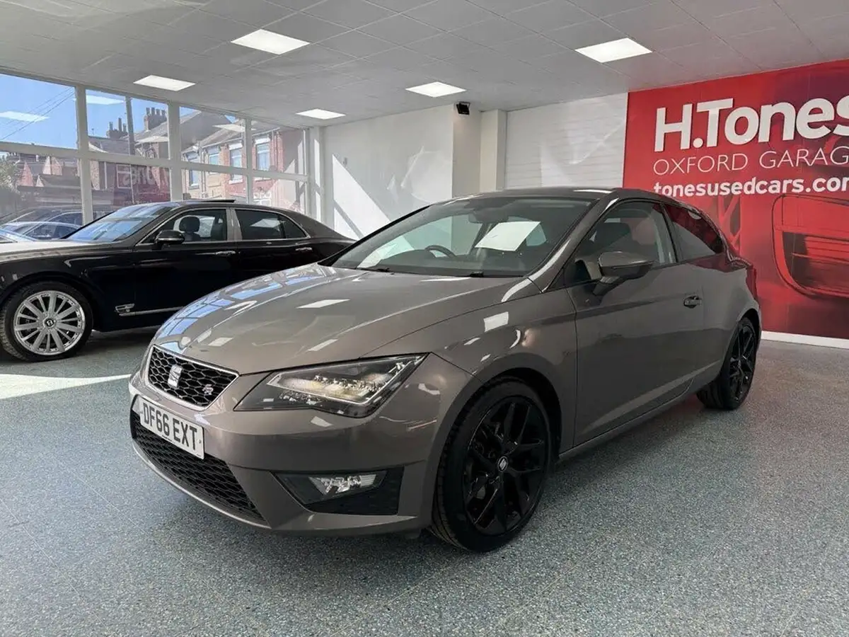 2016-seat-leon-14-fr-tech-pack-ecotsi-sportcoupe-3d-1390cc-dsg-big-17