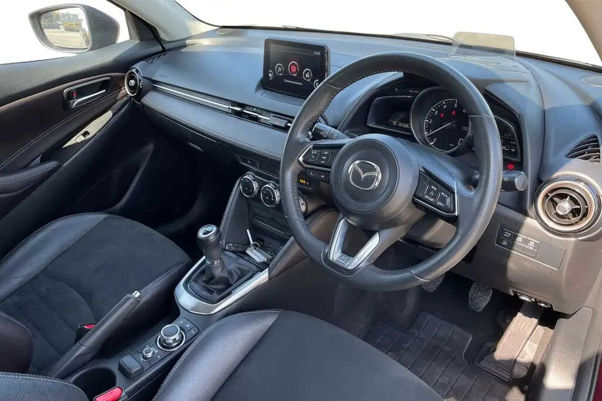 2019-mazda-mazda2-15-gt-sport-nav-115ps-big-9