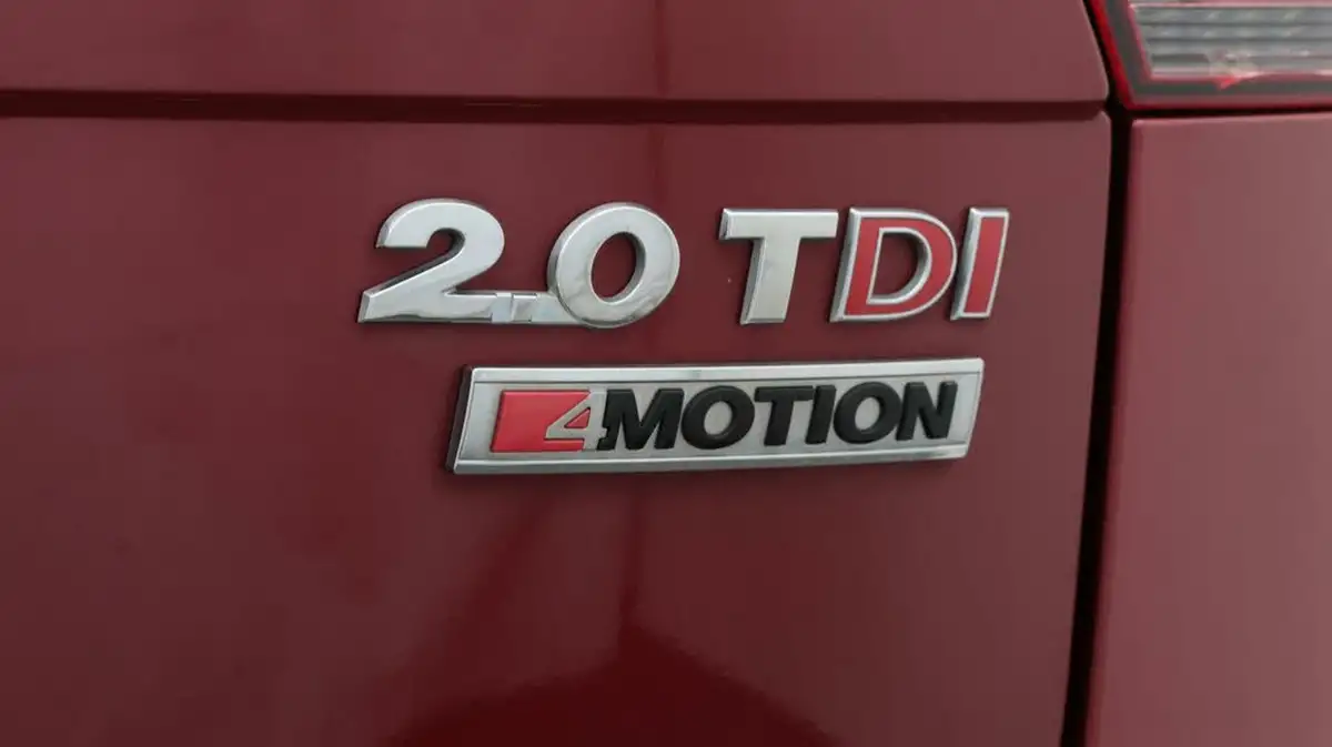 2017-volkswagen-tiguan-20tdi-sel-190ps-4motion-bmt-ss-dsg-big-23