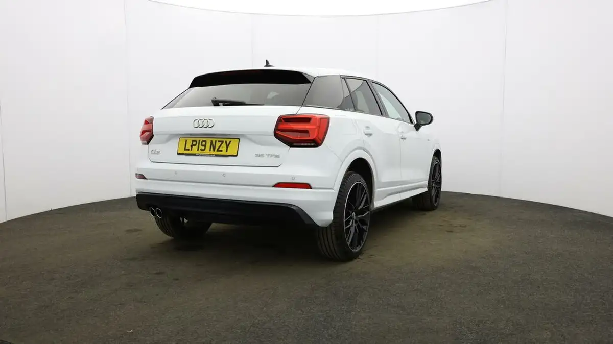2019-audi-q2-15-35-tfsi-black-edition-cod-s-tronic-big-51