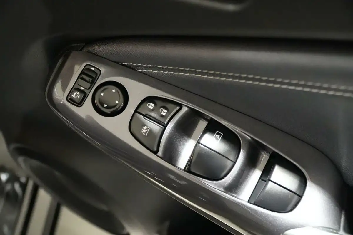 2022-nissan-juke-10-dig-t-n-connecta-big-53