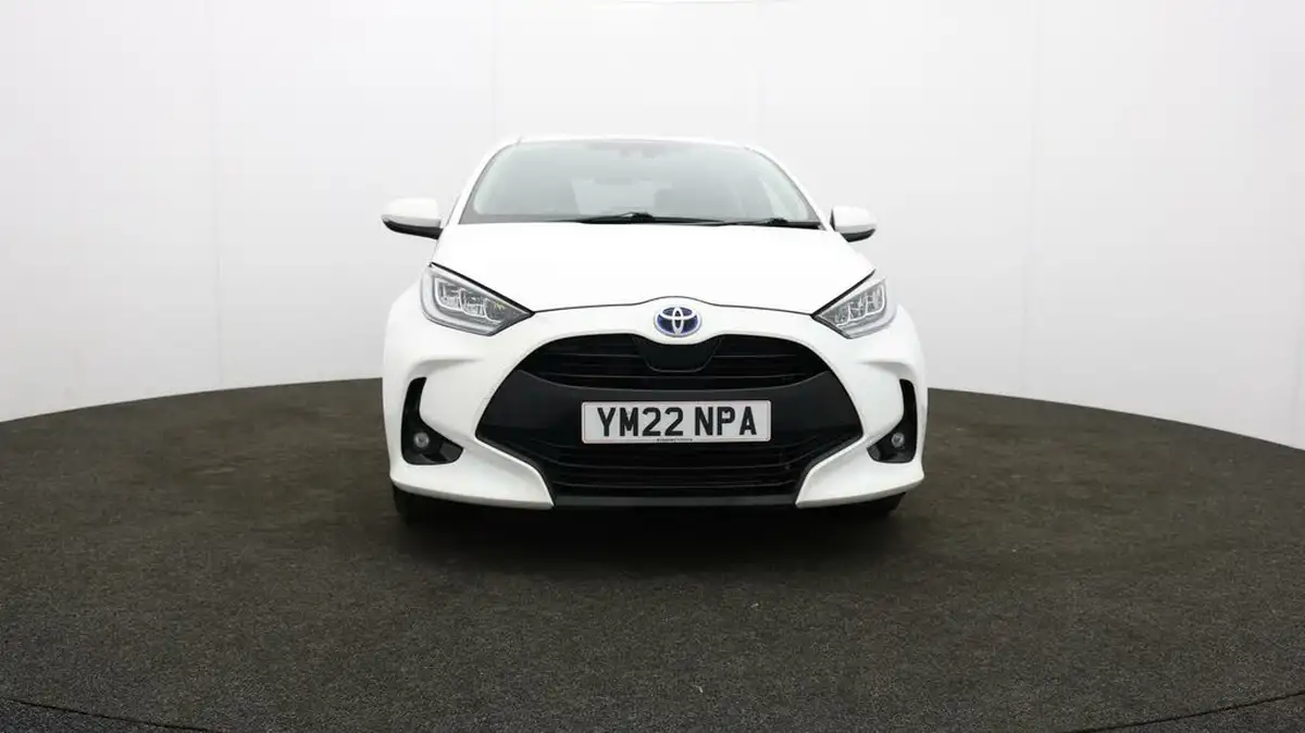 2022-toyota-yaris-15-vvt-i-design-big-45