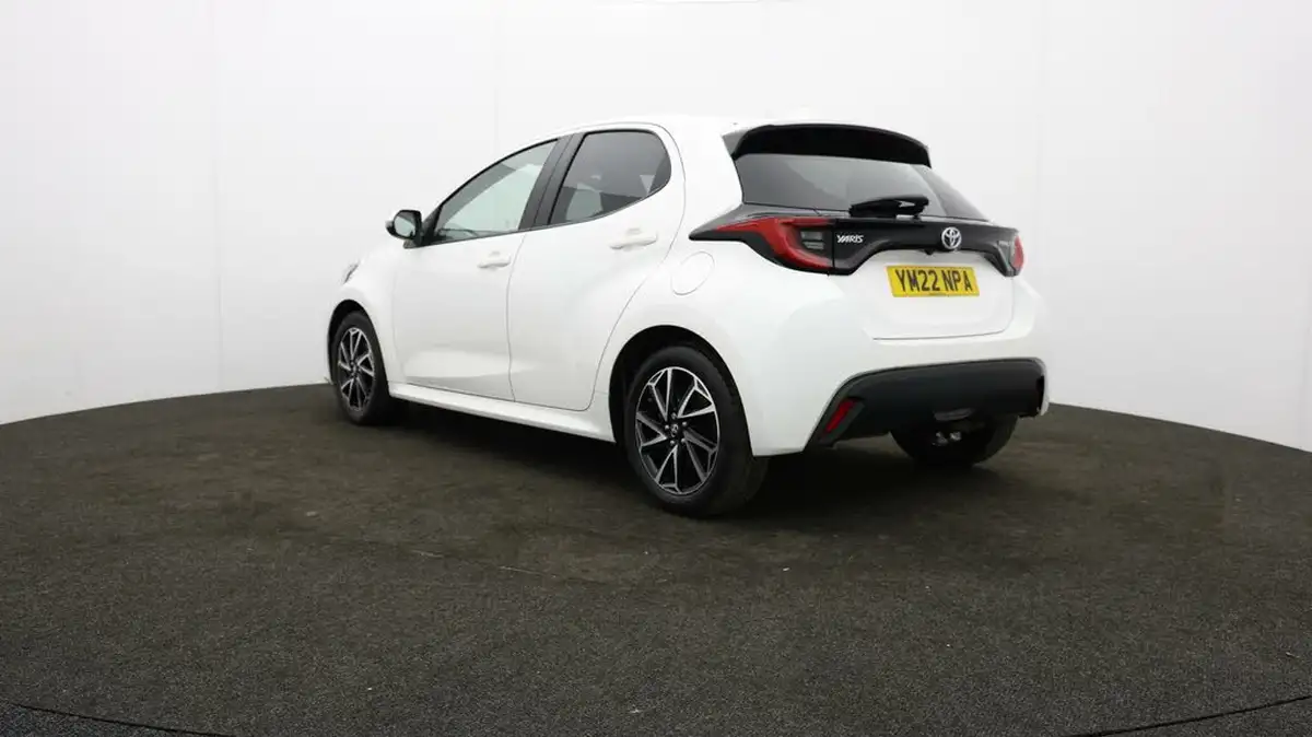 2022-toyota-yaris-15-vvt-i-design-big-69