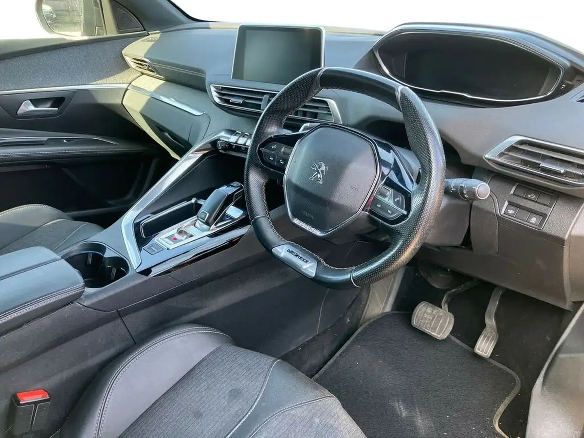 2020-peugeot-3008-suv-16-puretech-gt-line-premium-big-7