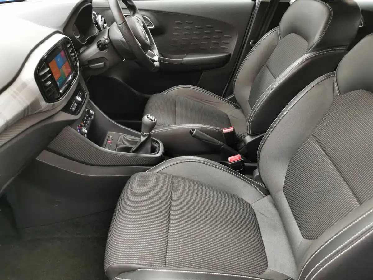 2023-mg-mg3-15-vti-tech-exclusive-nav-big-3