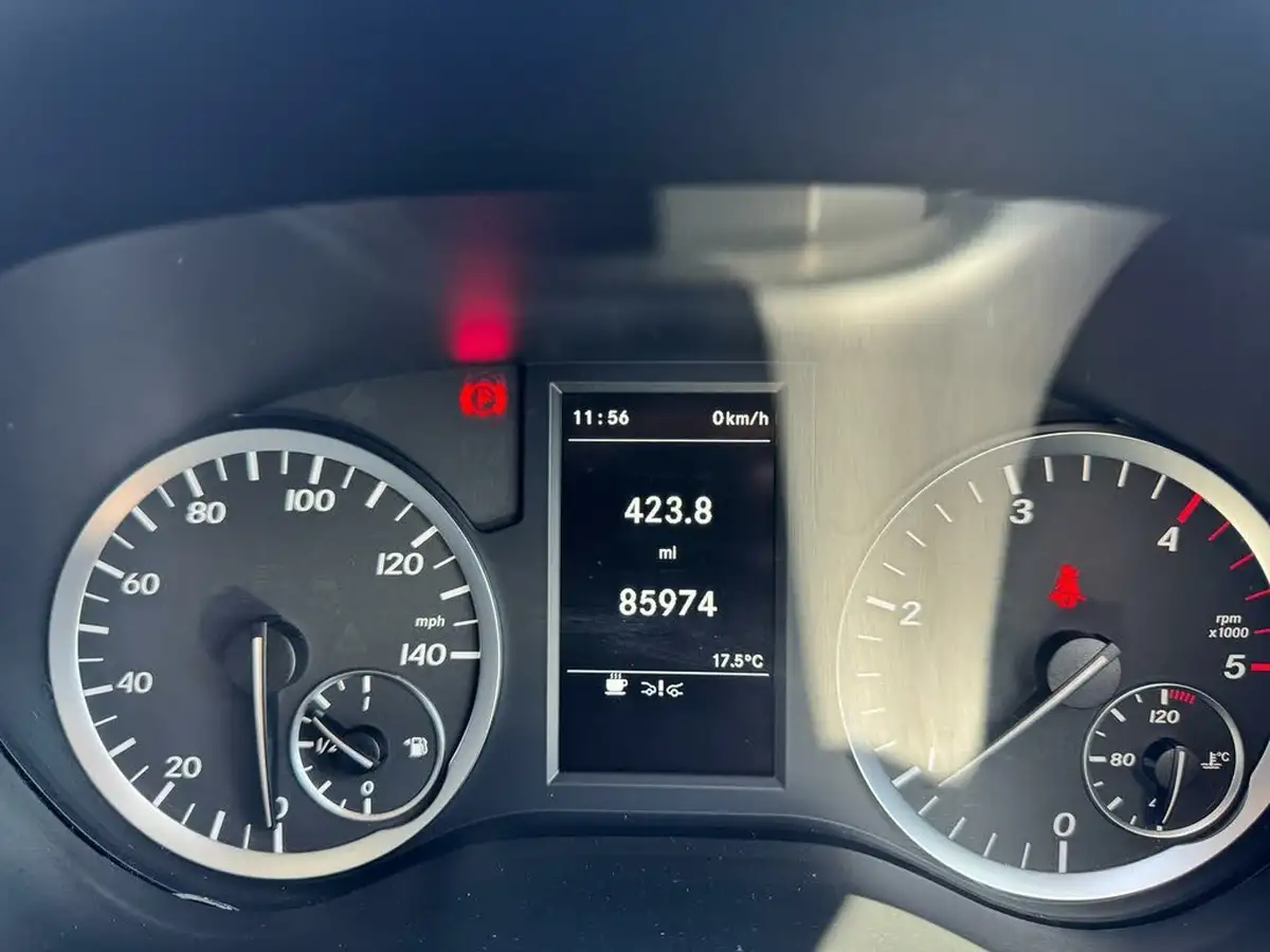 2017-mercedes-benz-vito-16cdi-111cdi-panel-long-big-20
