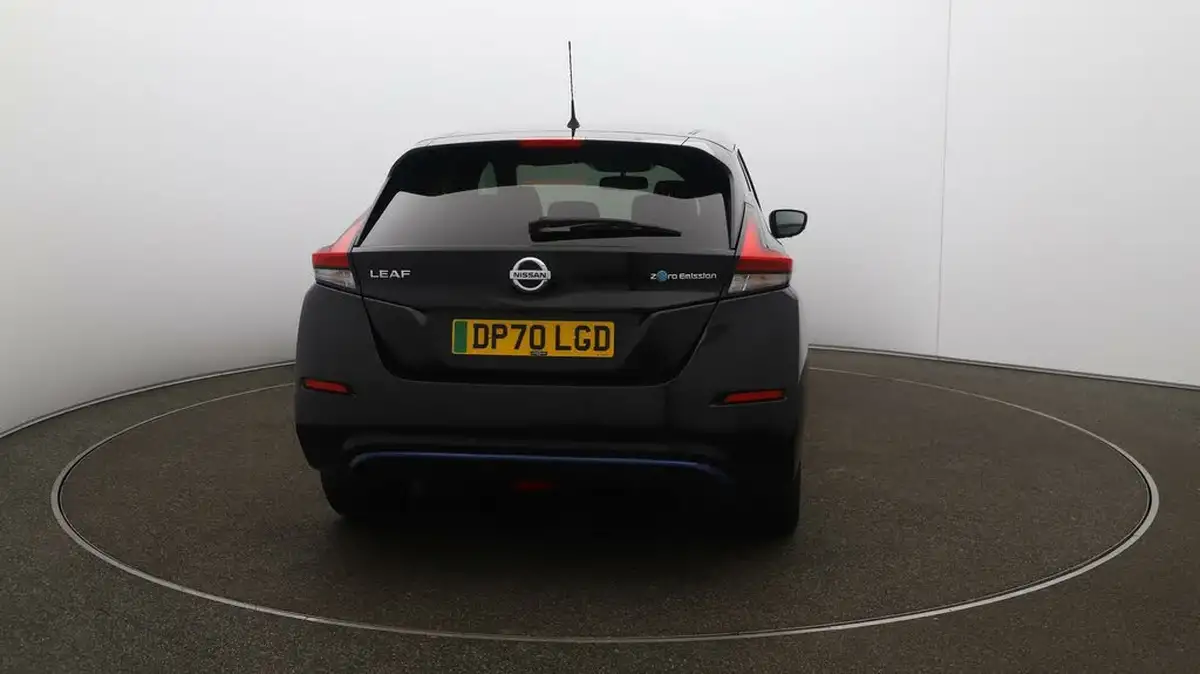 2020-nissan-leaf-e-n-connecta-big-6