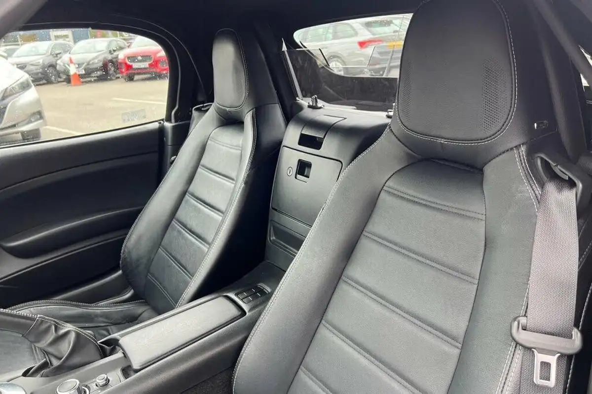 2018-fiat-124-14-multiair-124-spider-lusso-plus-big-23