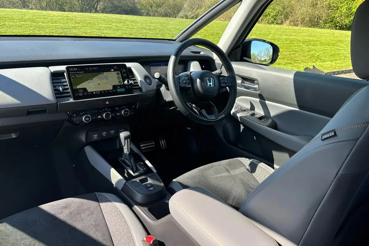2024-honda-jazz-15-i-mmd-advance-sport-big-1