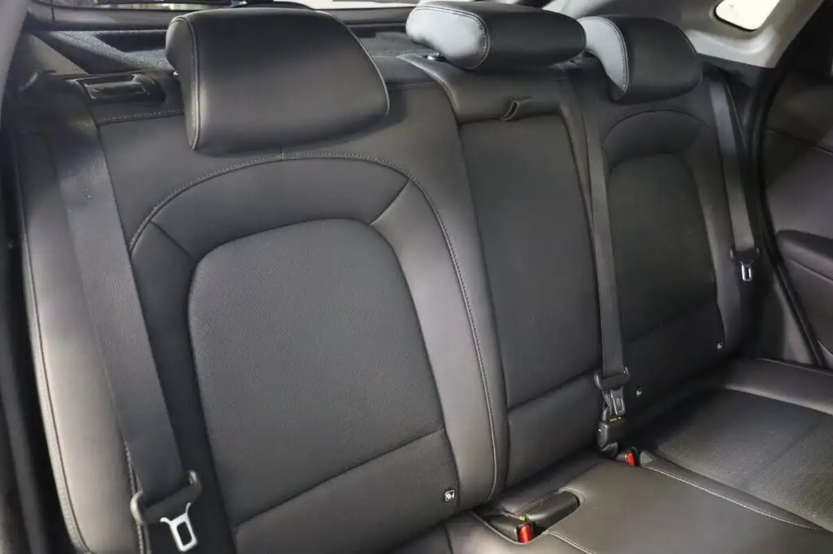 2020-hyundai-kona-e-premium-se-64kwh-105kw-obc-big-29