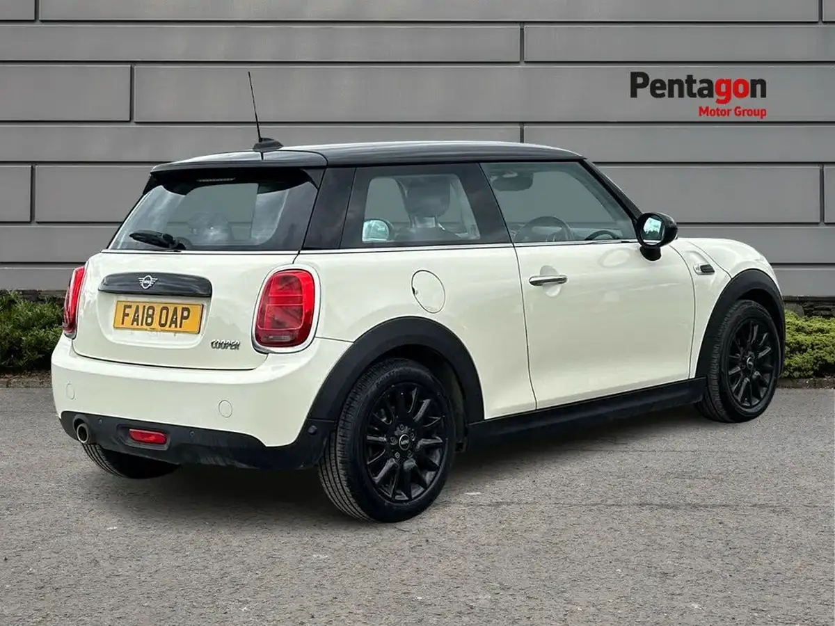 2018-mini-cooper-15-cooper-series-ii-ss-hatchback-3d-big-3