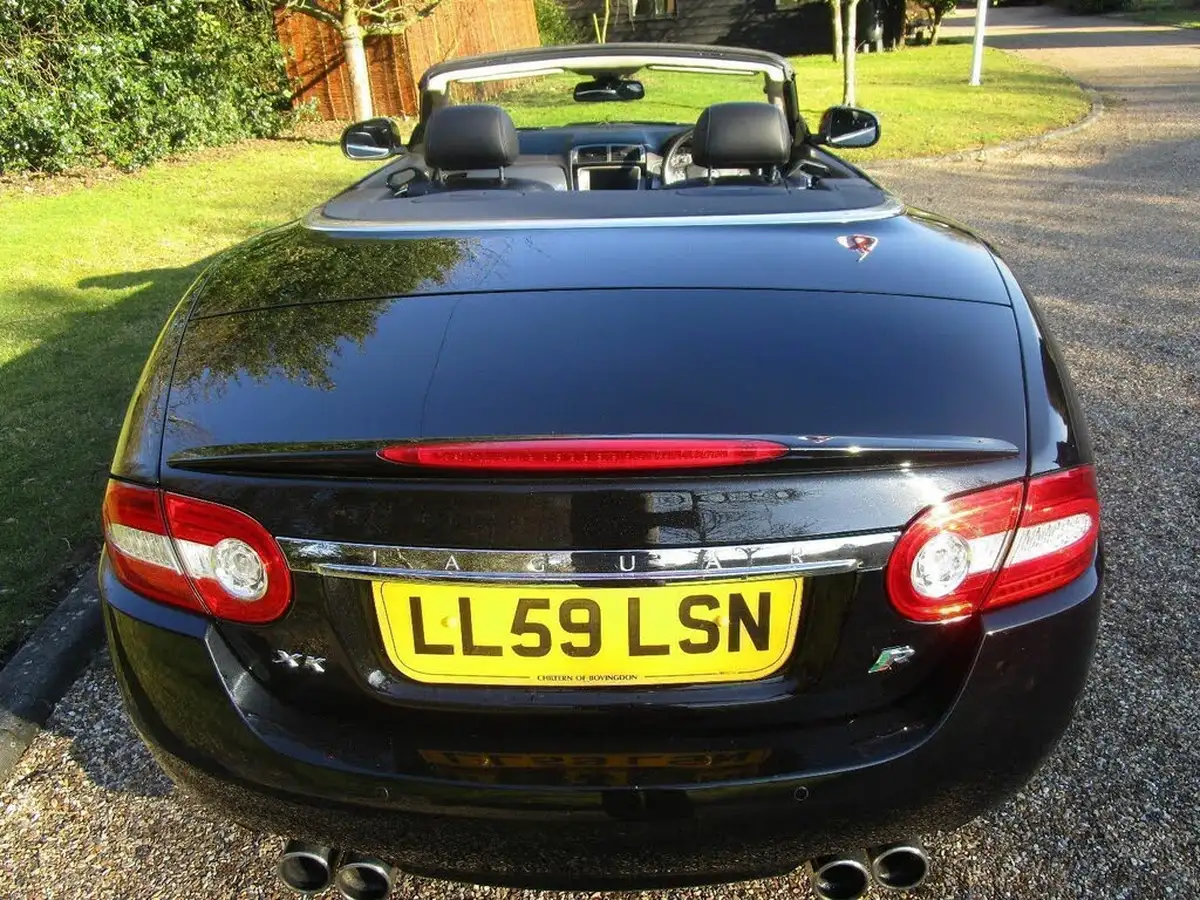 2009-jaguar-xk-big-7