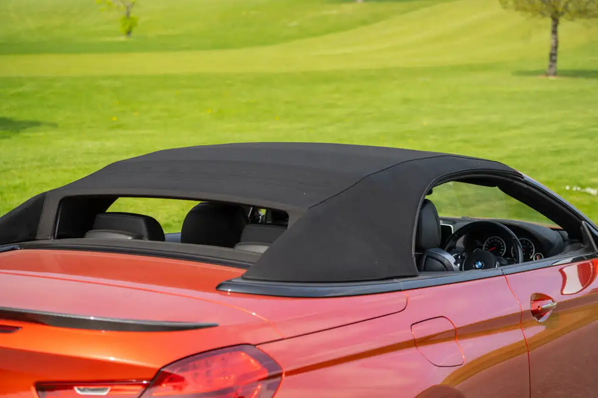 2015-bmw-6-series-44-m6-575bhp-convertible-2d-big-32