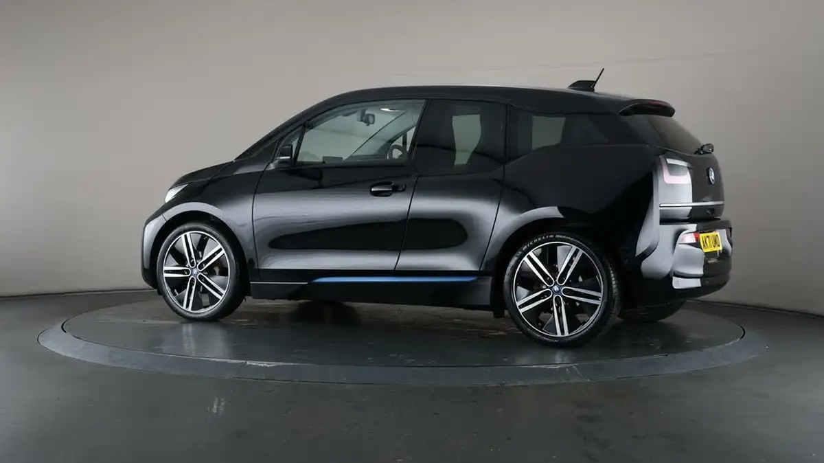 2022-bmw-i3-e-120-ah-big-68