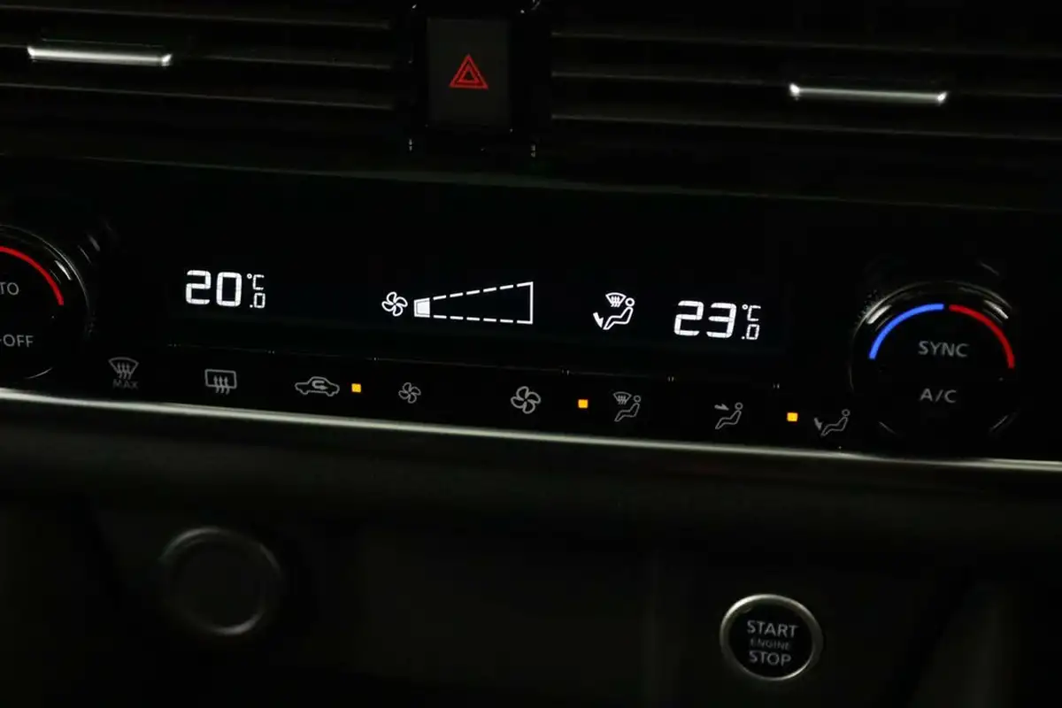 2022-nissan-qashqai-13-dig-t-n-connecta-160ps-auto-big-24