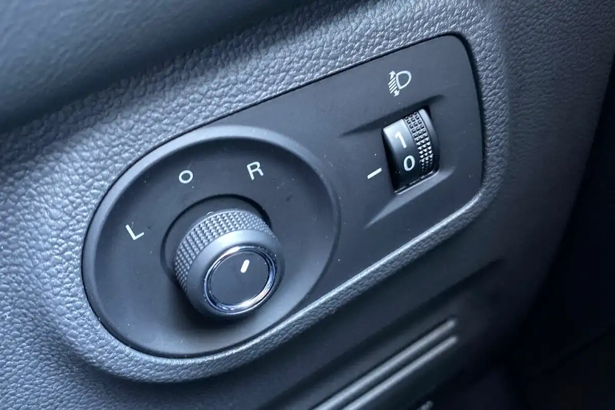 2023-mg-zs-suv-15-vti-tech-excite-big-20