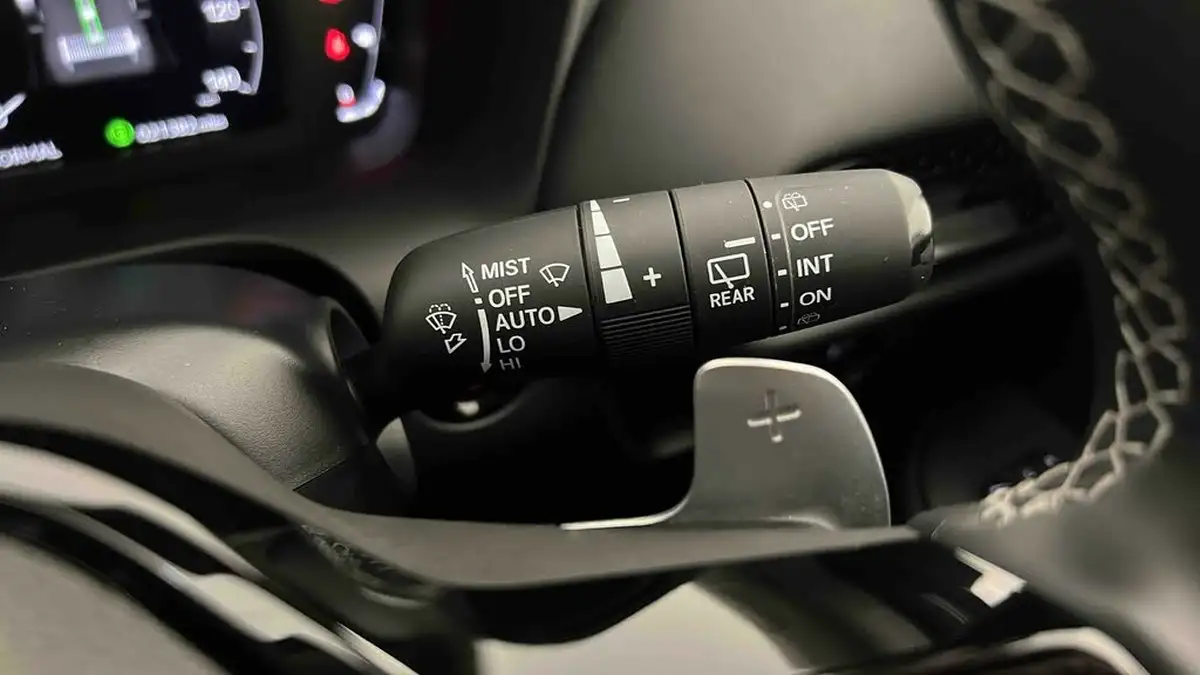 2023-honda-zr-v-20-i-mmd-elegance-big-34