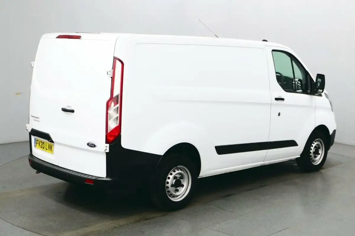 2020-ford-transit-custom-20tdci-280-l1h1-leader-105pseu6dt-panel-van-big-6