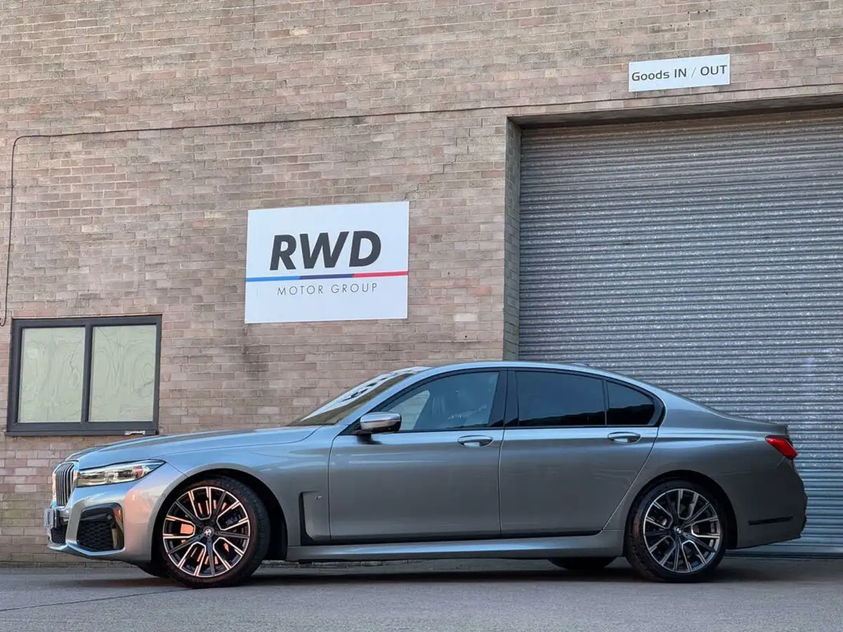 2019-bmw-7-series-30td-730d-m-sport-steptronic-big-48