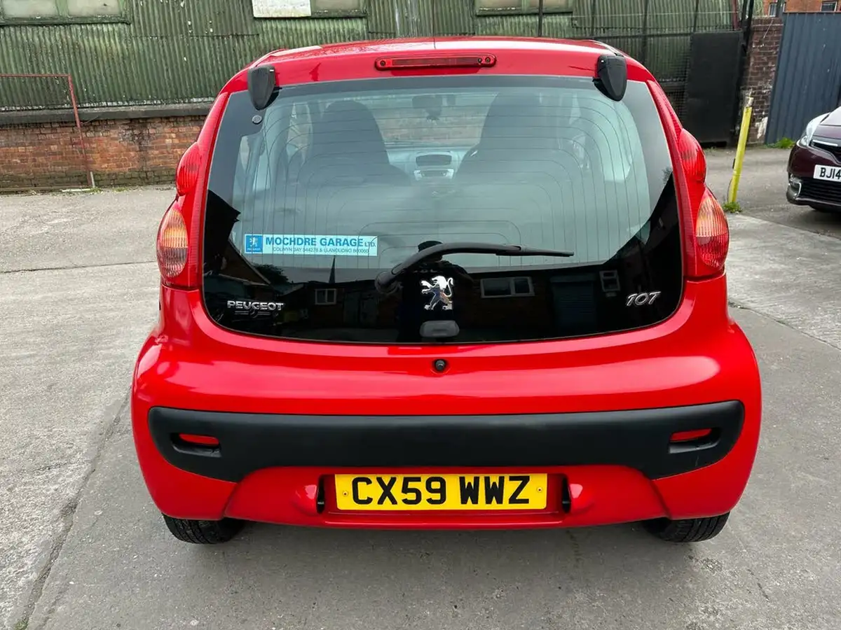 2009-peugeot-107-10-urban-3d-2-tronic-big-4
