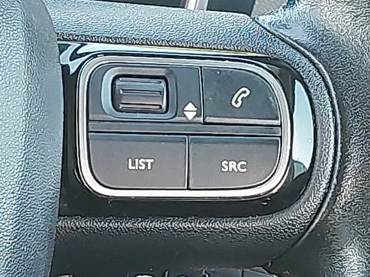 2019-citroen-c5-aircross-12-puretech-flair-big-10