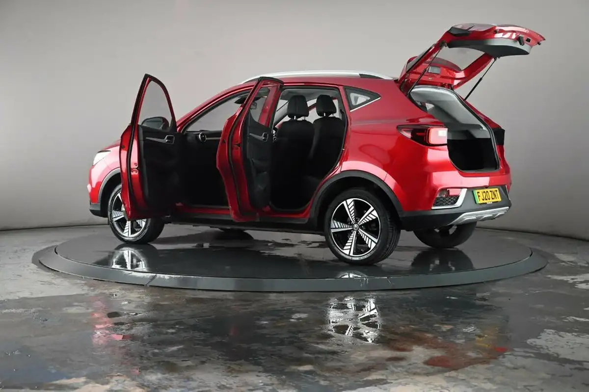 2020-mg-zs-suv-e-exclusive-ev-big-38