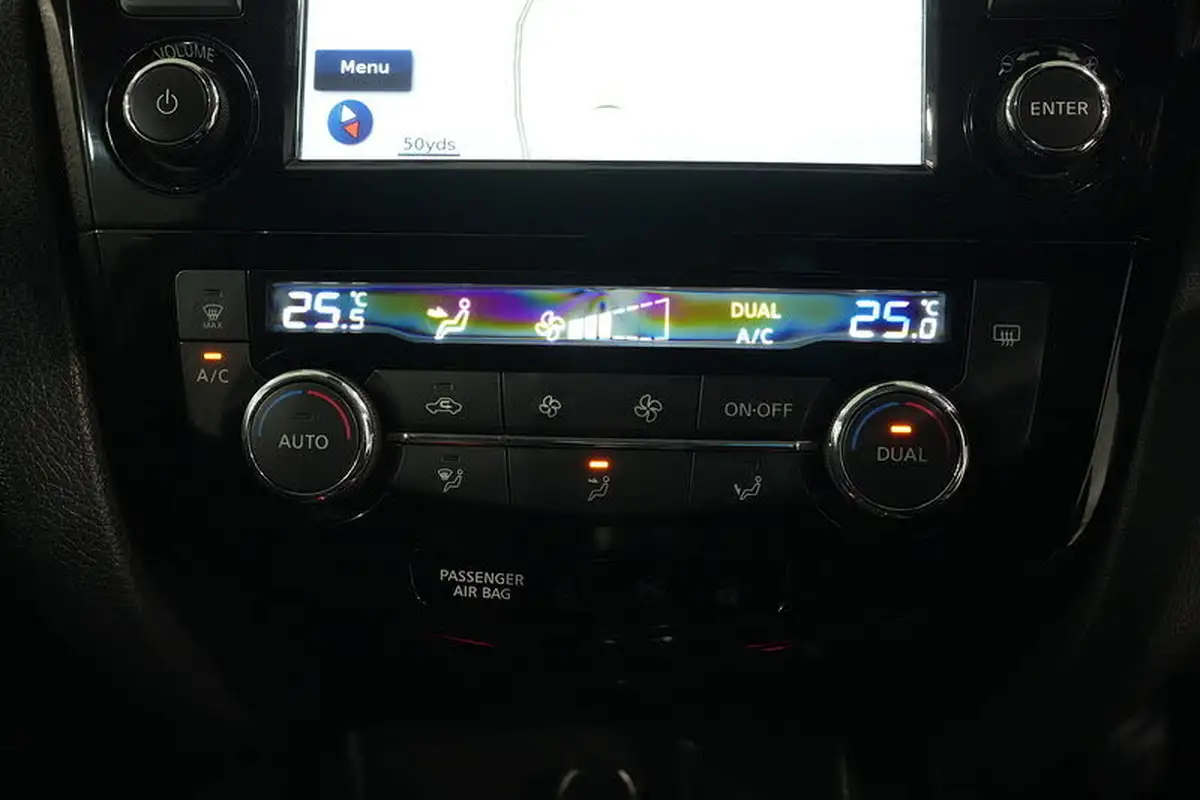 2018-nissan-qashqai-12-dig-t-n-connecta-big-37