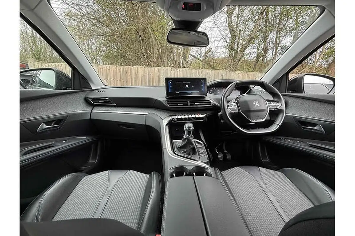 2022-peugeot-3008-suv-15-bluehdi-allure-premium-big-10