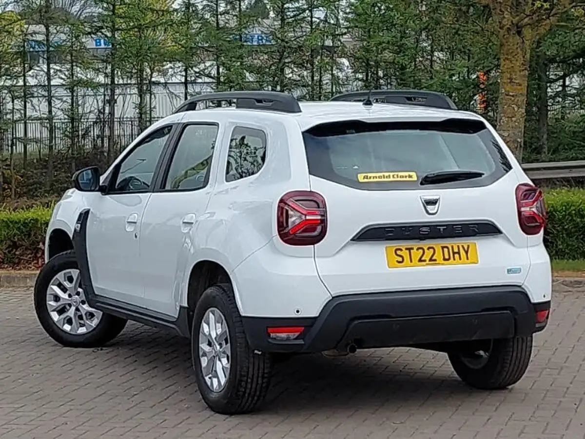 2022-dacia-duster-10-tce-comfort-100bhp-bi-fuel-station-wagon-5d-big-1