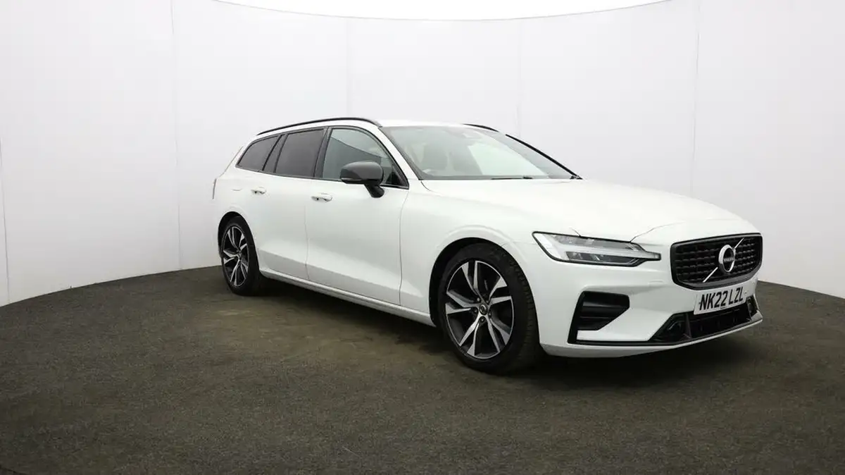 2022-volvo-v60-20-b3-r-design-161bhp-big-41
