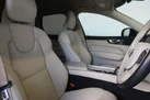 2021-volvo-xc60-20-b5-momentum-small-8