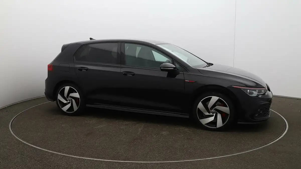 2022-volkswagen-golf-20-tsi-gti-dsg-big-38