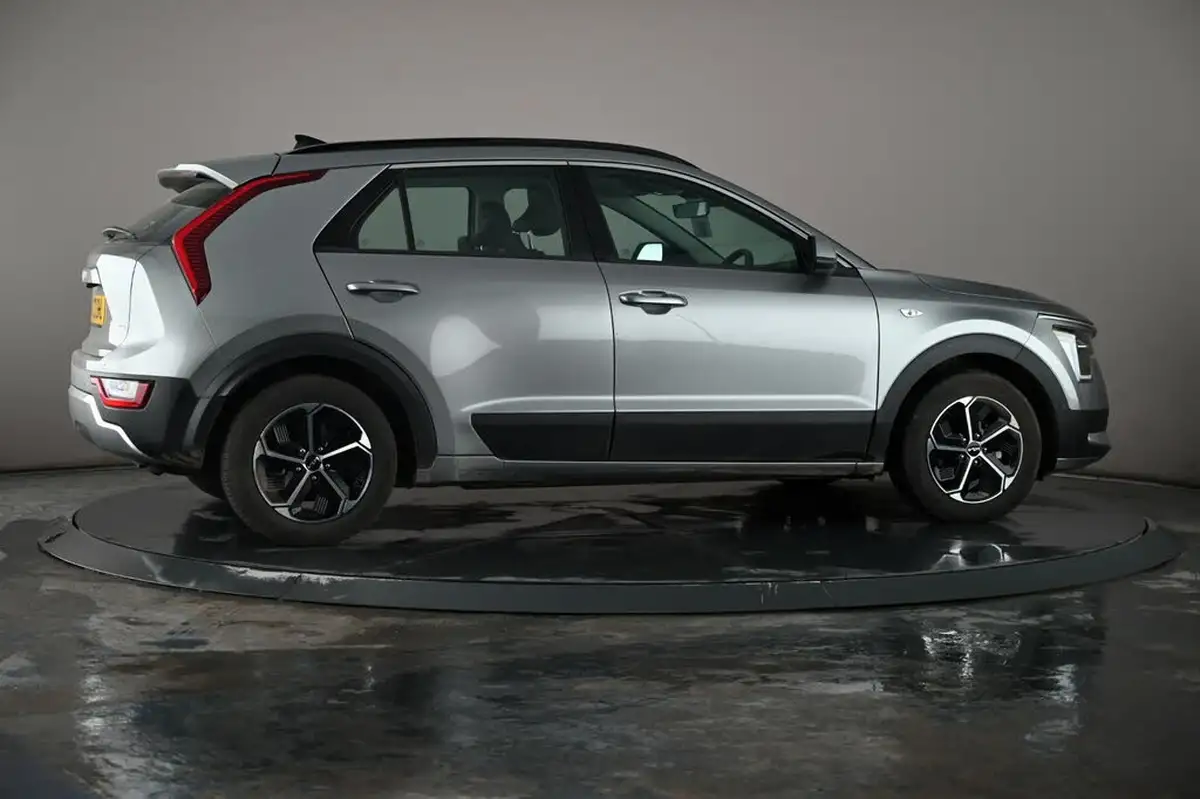 2022-kia-niro-16-gdi-139bhp-hev-132kwh-big-22