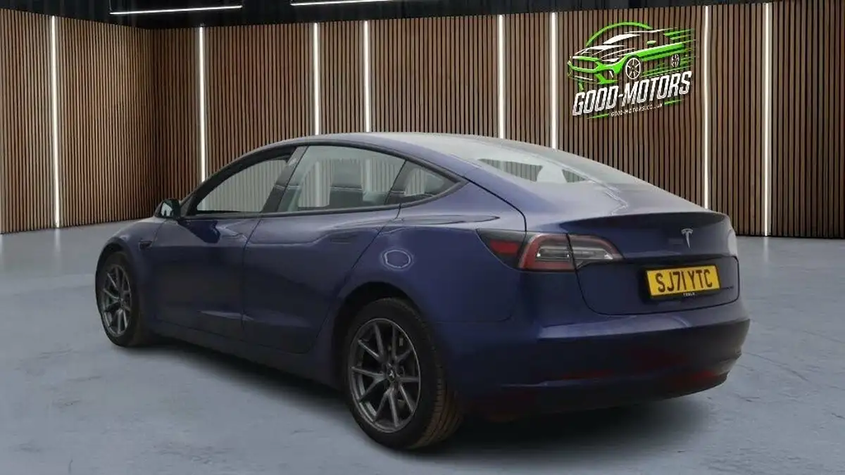 2021-tesla-model-3-e-standard-plus-big-2