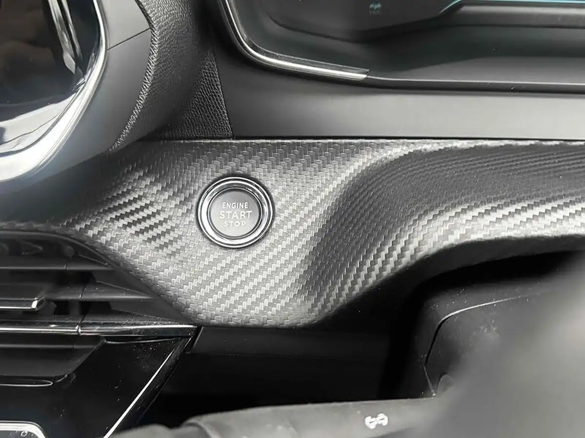 2021-peugeot-2008-suv-e-active-big-35
